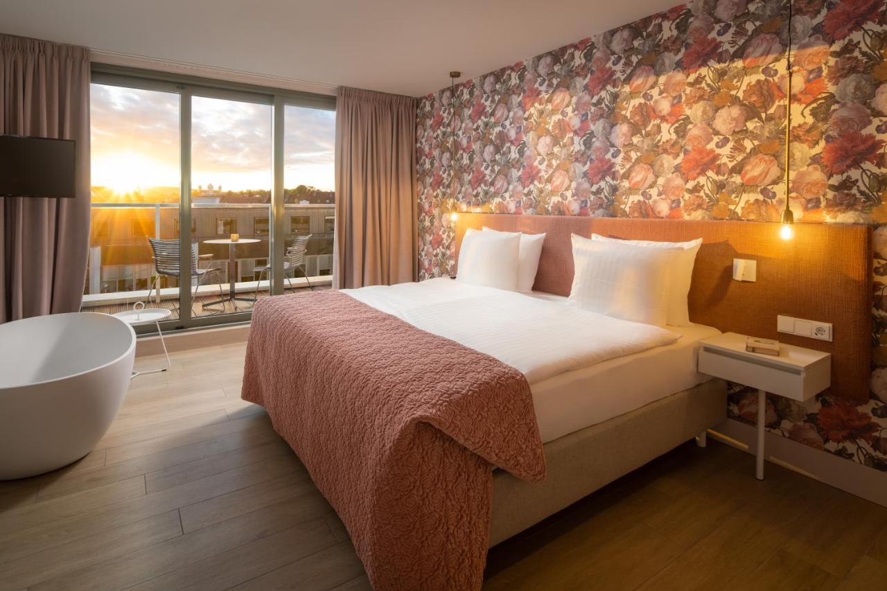 Van Der Valk Hotel ฮิลเดสไฮม์ ภายนอก รูปภาพ