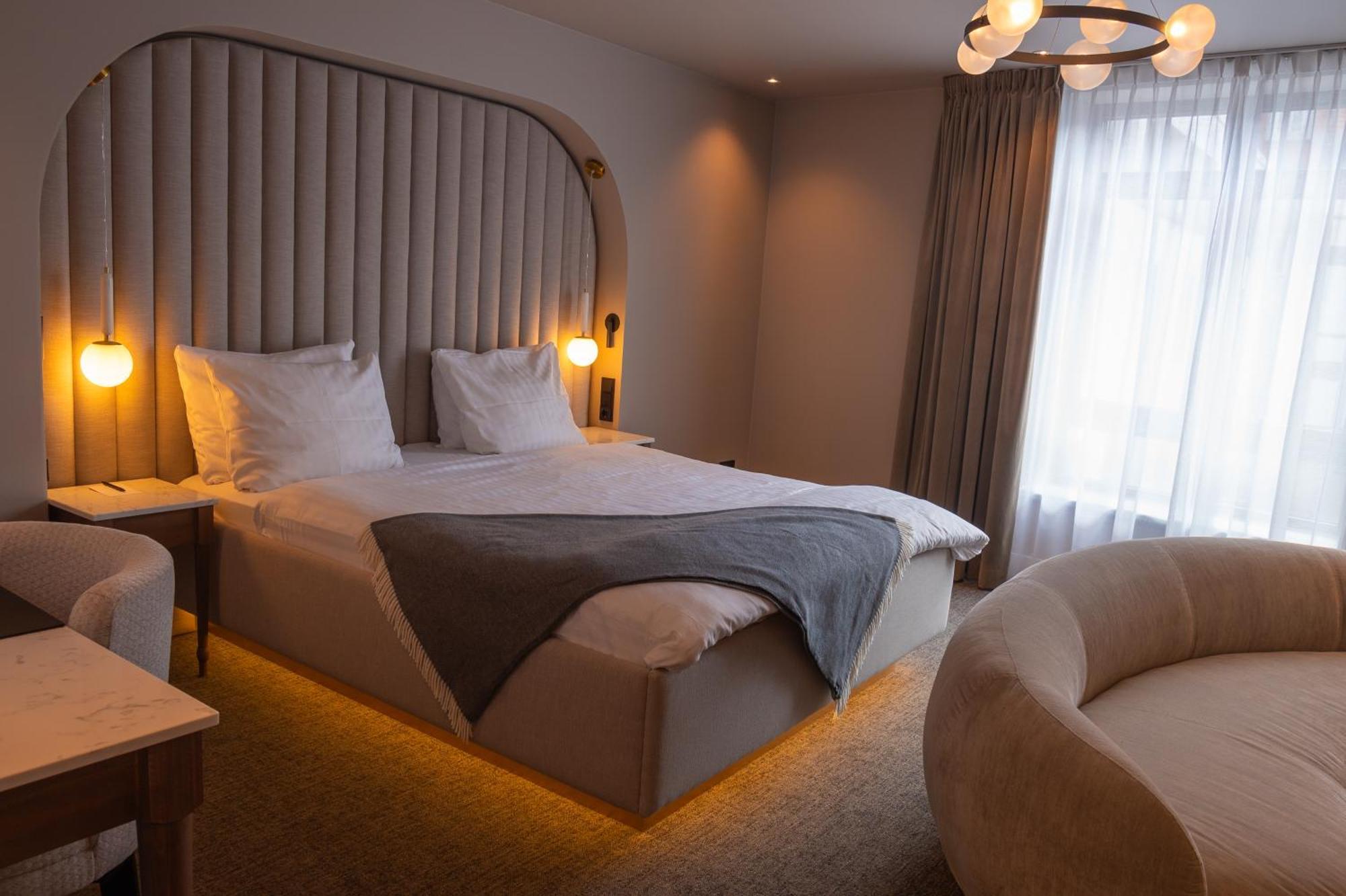 Van Der Valk Hotel ฮิลเดสไฮม์ ภายนอก รูปภาพ