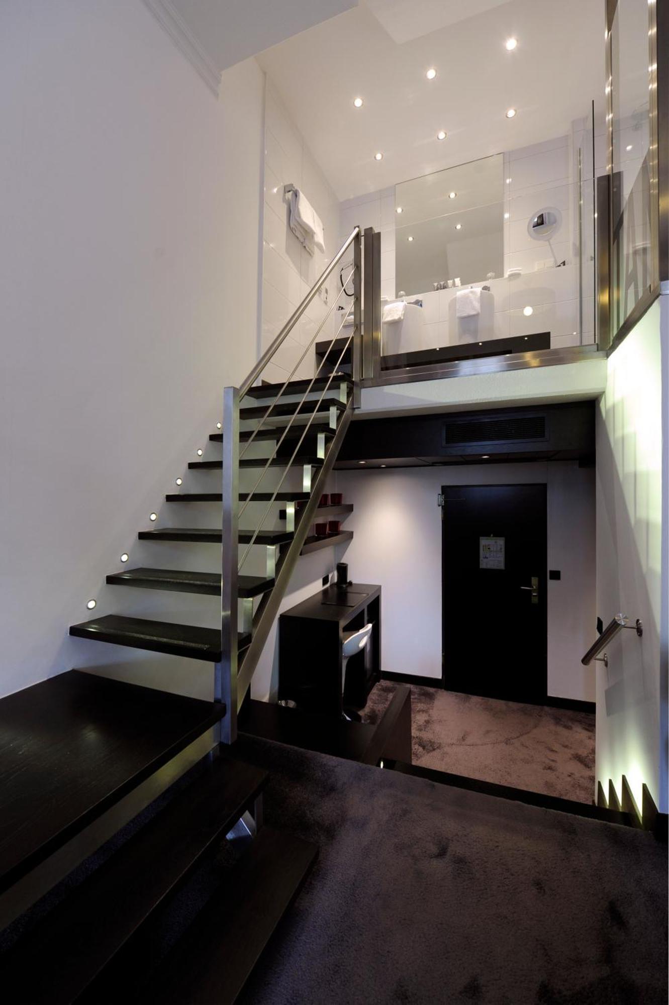 Van Der Valk Hotel ฮิลเดสไฮม์ ภายนอก รูปภาพ