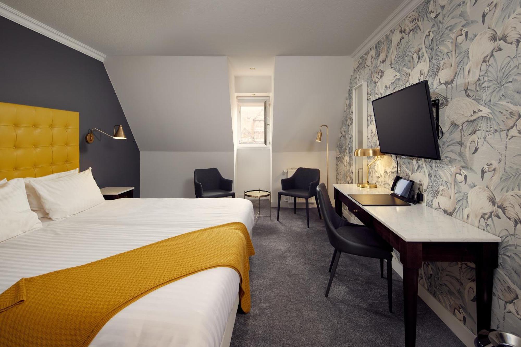 Van Der Valk Hotel ฮิลเดสไฮม์ ภายนอก รูปภาพ