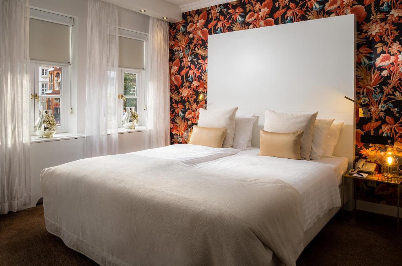 Van Der Valk Hotel ฮิลเดสไฮม์ ภายนอก รูปภาพ